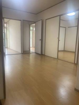とても広々した室内が見渡せます！