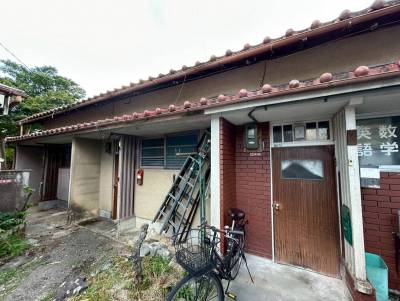 テラスハウスの一番左の部屋です
