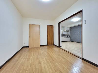 リビングと洋室の引戸を外せば更に広々！アレンジが色々！