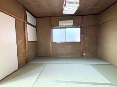 ２階の和室。エアコンも付いてます！