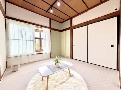明るさと和の趣が調和する空間。収納も広々ばっちり。