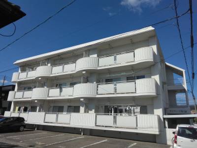 外観、駐車場