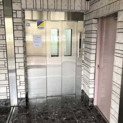 エレベーター有り