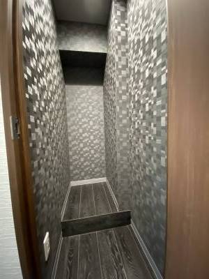 机とイスを置いて仕事部屋に使うもよし
収納としても使えます。