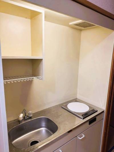 台所。IHコンロ付。