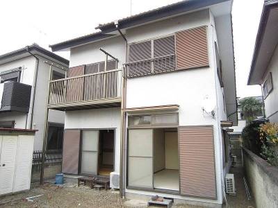 裏側には専用の庭も付いています。