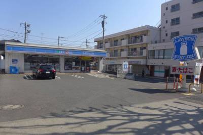 コンビニも近い