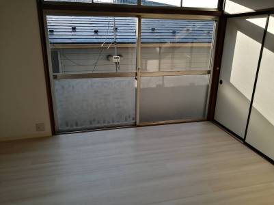 奥和室　6畳　押入れあり