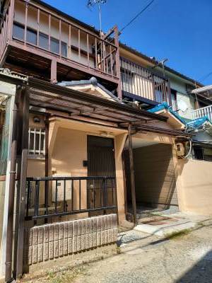 屋根付き駐車場ありで雨の日も安心