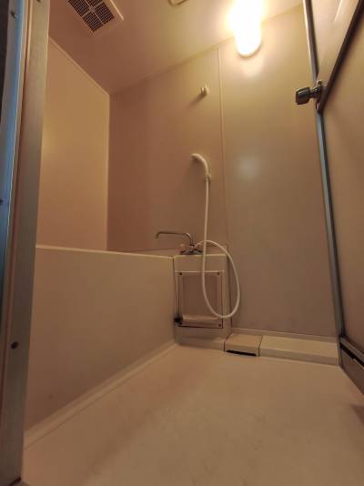 ゆとりのあるお風呂
追い焚き機能付き