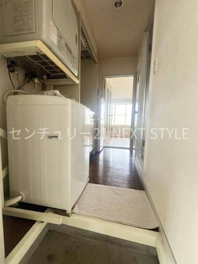 室内　同棟別部屋のイメージになります。
