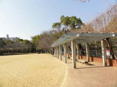 池上中央公園　徒歩1分