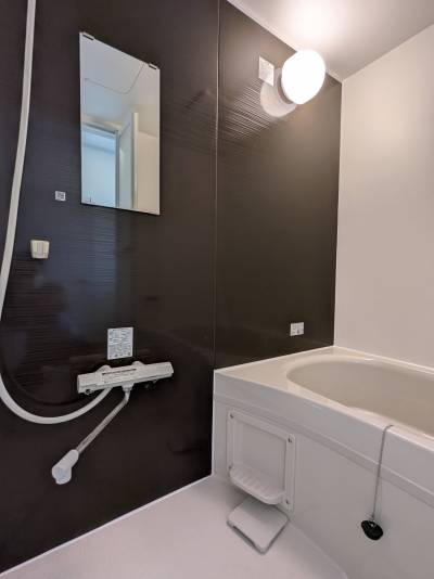 浴室は新品のシステムバス♪