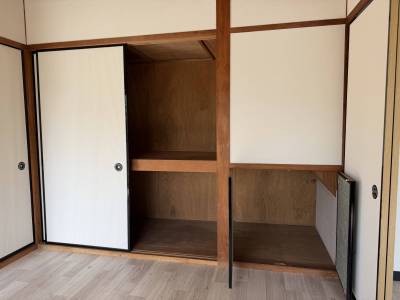 広い押入れ収納です