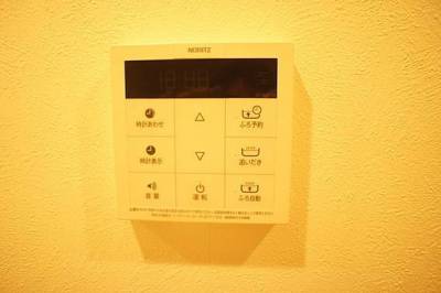 浴室の操作パネル