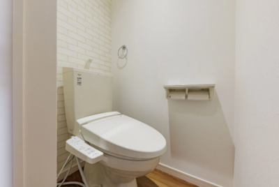 トイレ。ウオシュレット付きです。