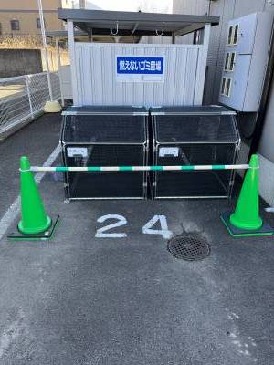 敷地内ゴミ置き場
