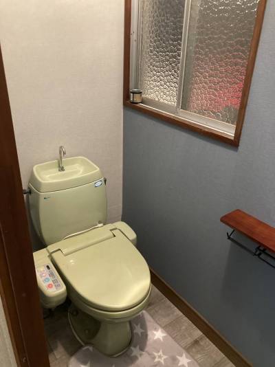 トイレ　温水便座付き