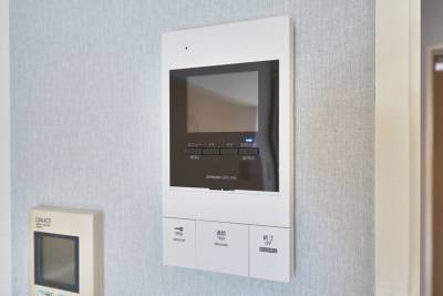 安全なオートロック連動モニター付きインターホン
