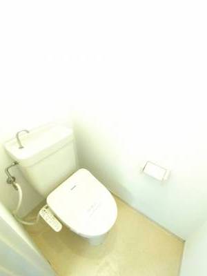 独立ウォシュレットトイレ