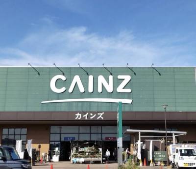 車で7分です