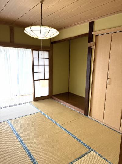 和室（玄関側）