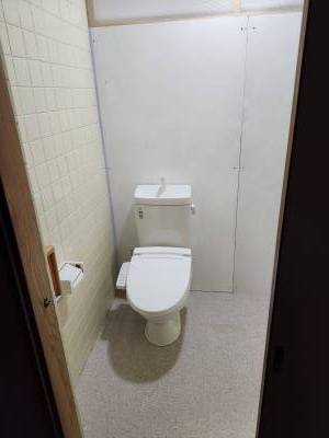 1F　洋式トイレ
