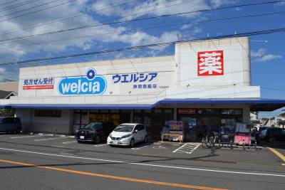 ドラックストア