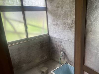 風呂　近くに温泉があります。
