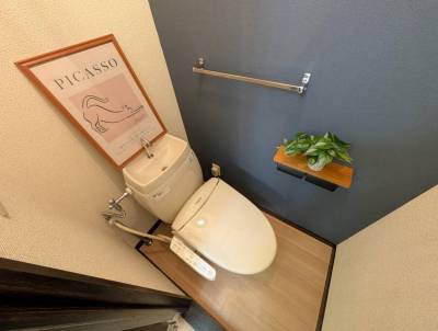 アクセントクロスのあるトイレ