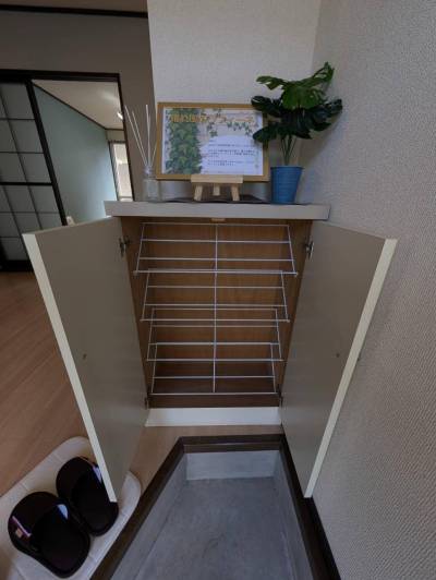 シューズボックス。たくさん入ります。