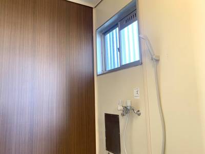 お掃除の手間がないシャワースペース