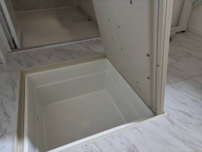 床下収納があるのですっきりと片付けられます