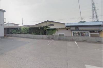 駐車場　2台以上借りられます（2台目から+2000円）