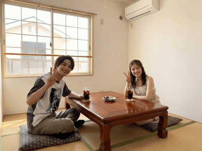 収納にはハンガー対応♪服もハングアップ出来ます。