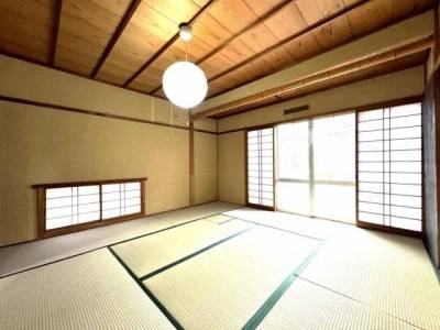開放感あふれる和室