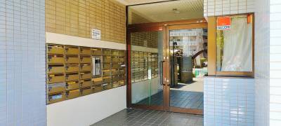エントランスはオートロックでセキュリティも安心です！