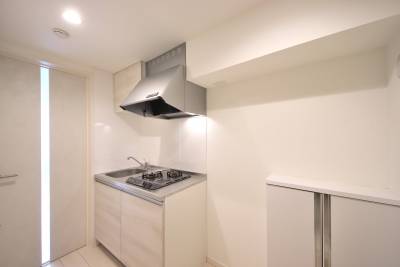 （参考）別部屋の写真です。実際のお部屋と左右対称になります