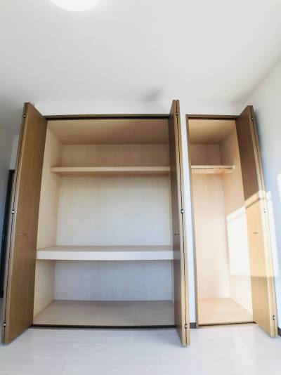 中で寝れちゃうくらいの大型収納でお部屋すっきり♪