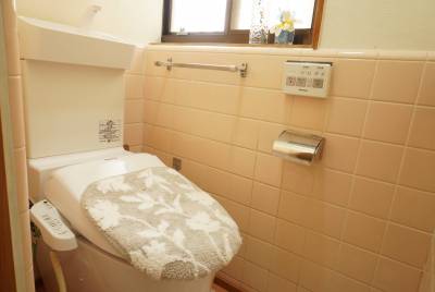 この度トイレ本体もウォシュレットも新品に交換しました！