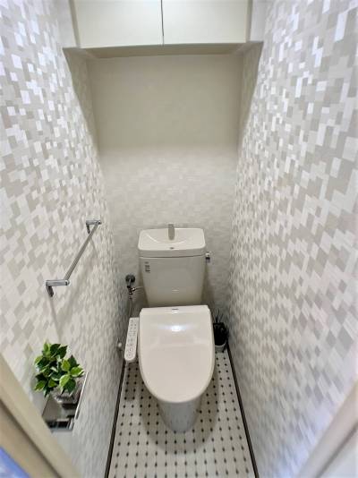 2021年　トイレ新規交換。温水洗浄便座付き。