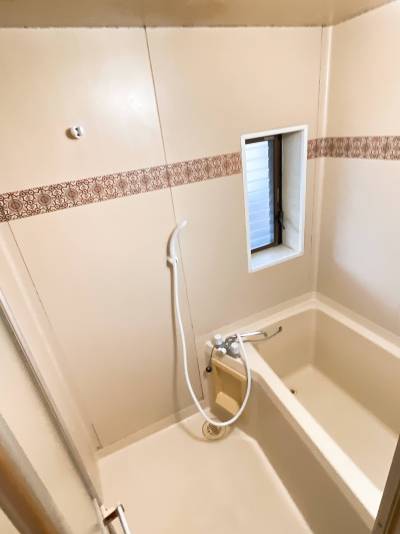 お洒落なステッカーでバスタイムも楽しくなりそう♪