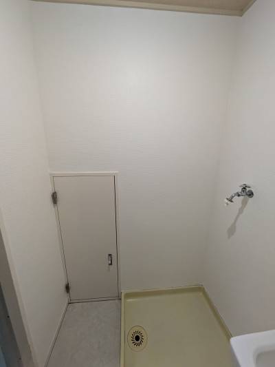 室内洗濯機置場あります。
