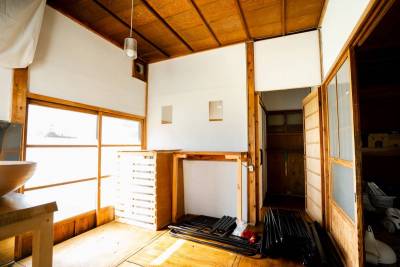 1階洗面所、洗濯機置き場です。