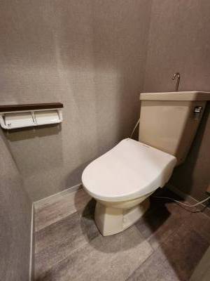 退去/リフォーム前なので他の部屋の参考画像です