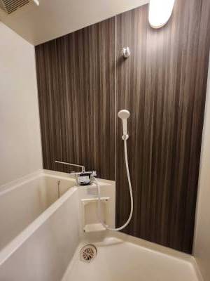 退去/リフォーム前なので他の部屋の参考画像です