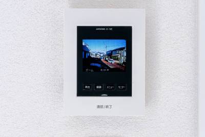 TVモニターホン、訪問者が確認できて安心