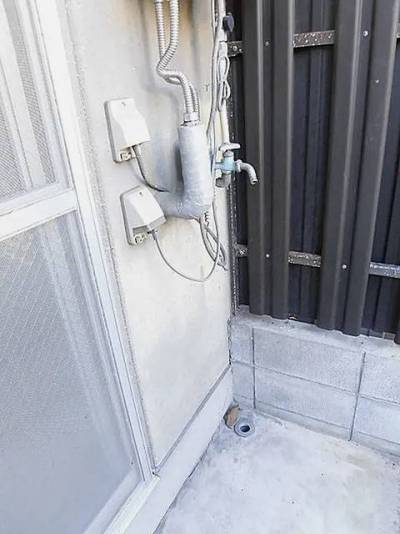 室外洗濯機置き場