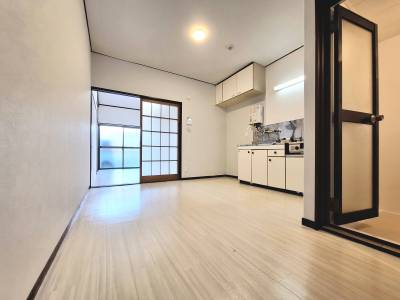 1DKでゆったり。玄関側から見た全体