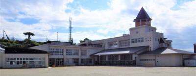 青山小学校